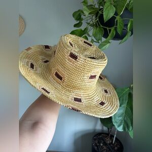 Like new Greenpacha Tortuga Bay Hat- Medium